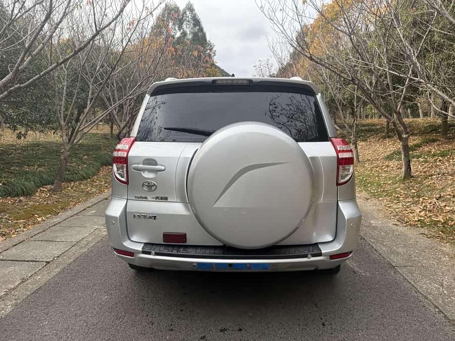 丰田 RAV4荣放 2009 汽车图片 #3