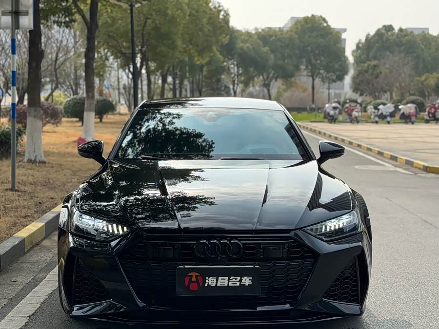 Audi RS 7 2022 car image #3