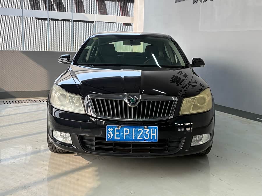 Skoda Octavia 2011 #3 Skoda Octavia 2011 car image #3