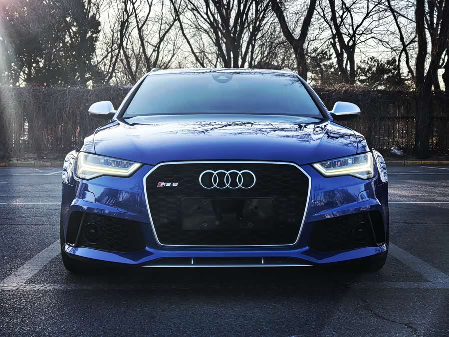 Audi RS 6 2016 صورة سيارة #3