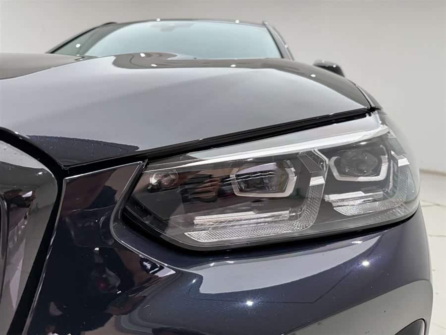 BMW X3 2023 immagine di auto #3