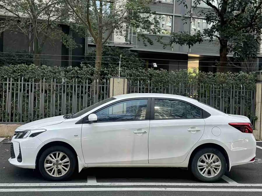 Vios 2021 car image #3