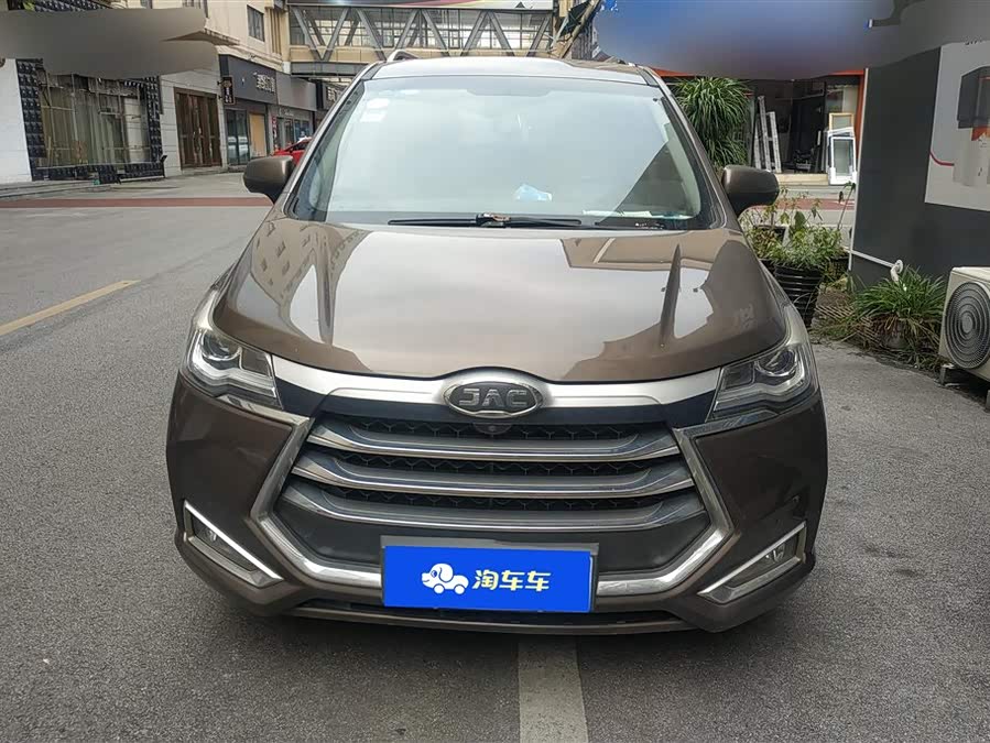 JAC 2018 car image #3