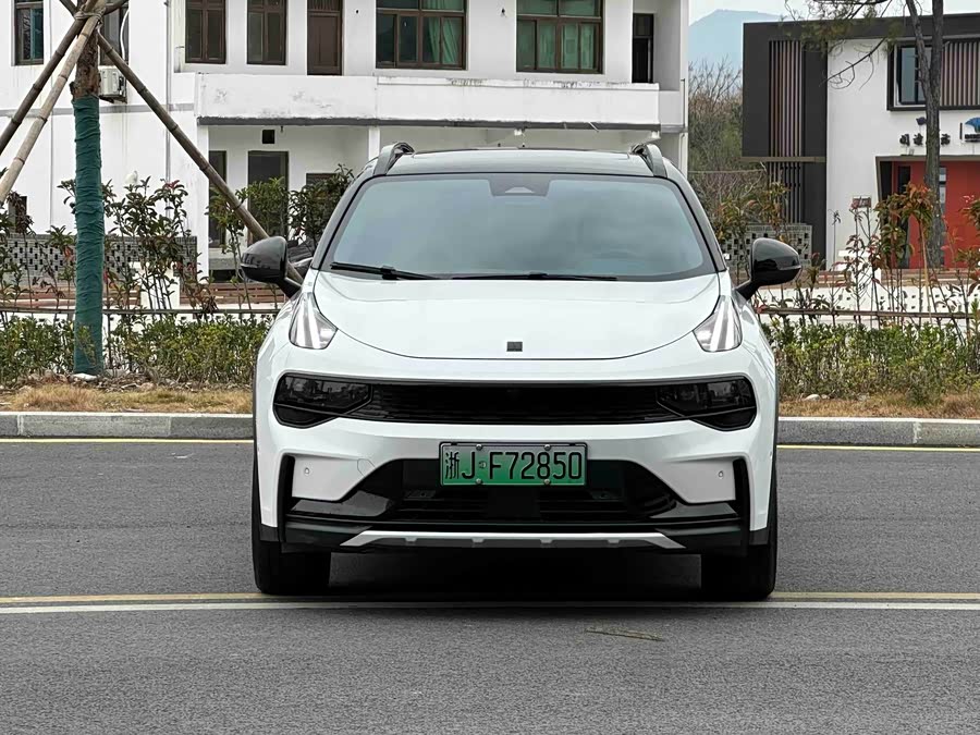 Lynk & Co 01 EM-P 2023 #3 Lynk & Co 01 EM-P 2023 car image #3