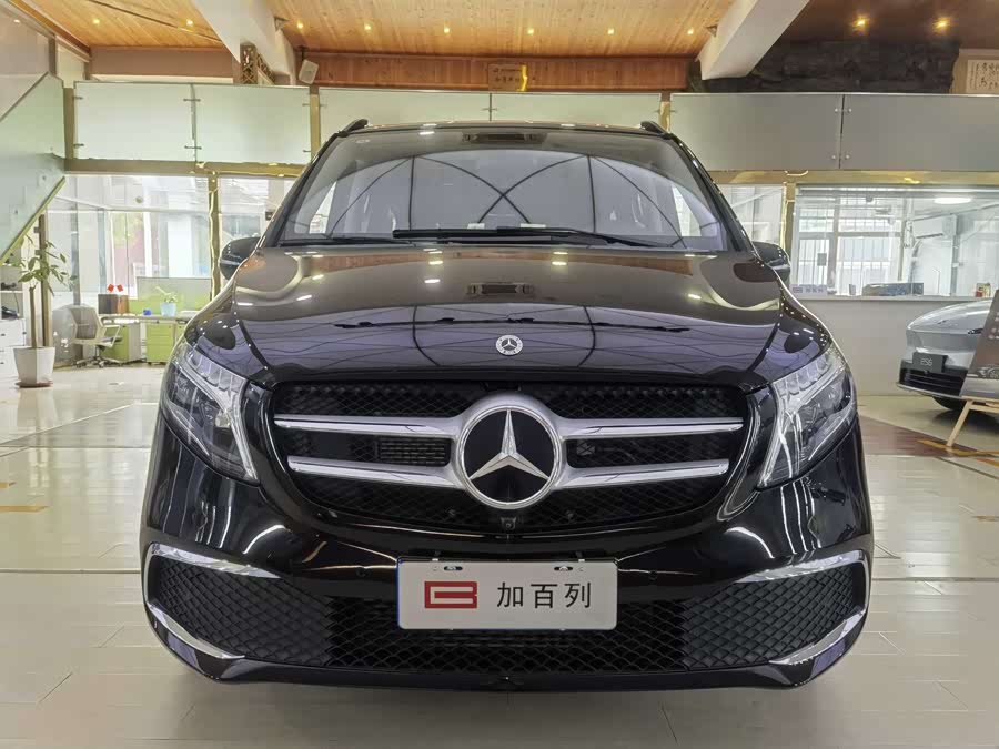 Mercedes-Benz V Class 2024 car image #3