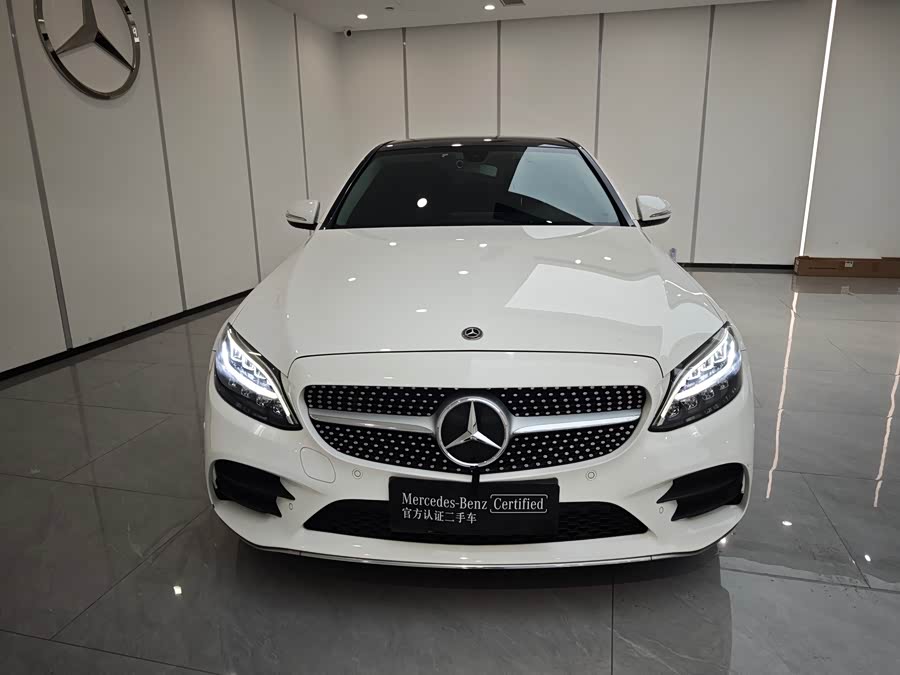 Mercedes-Benz C Class 2020 car image #3
