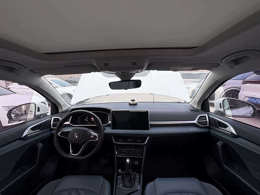 Volkswagen Tharu 2024 car image #3