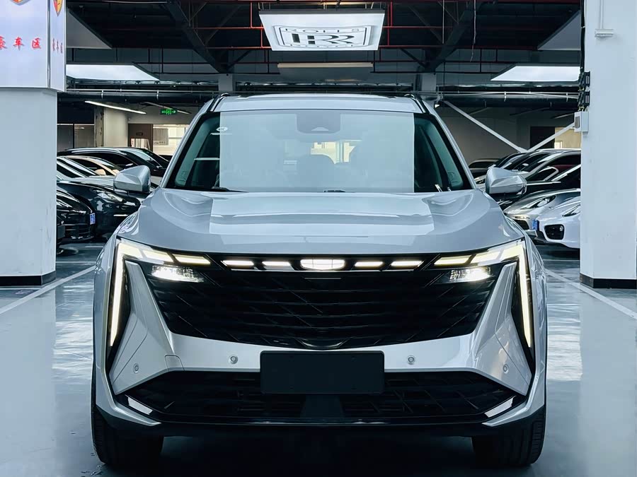 GEELY Boyue L 2025 car image #3