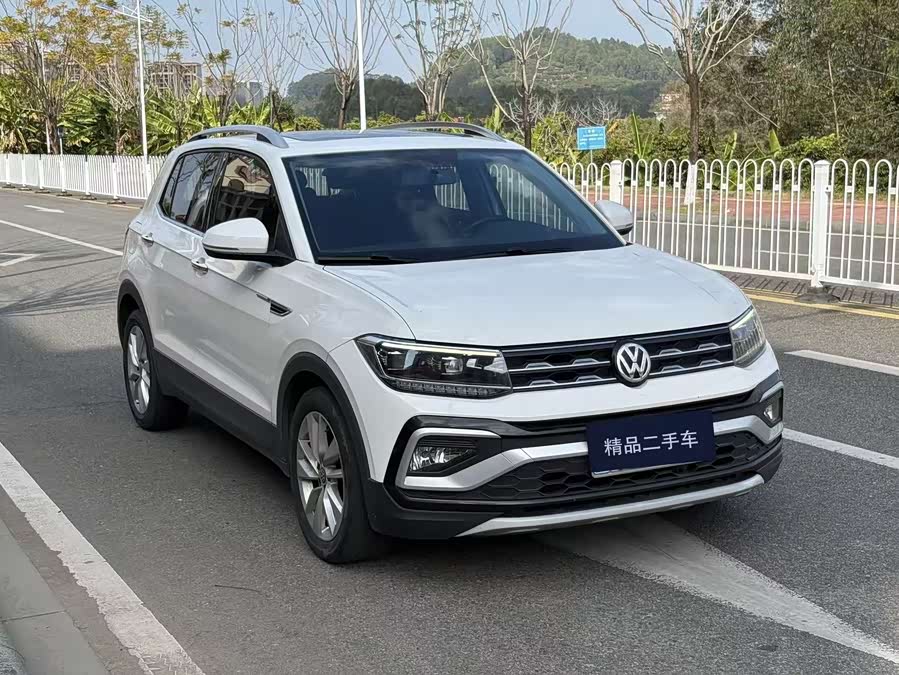 Volkswagen T-Cross 2019 #3 Volkswagen T-Cross 2019 car image #3