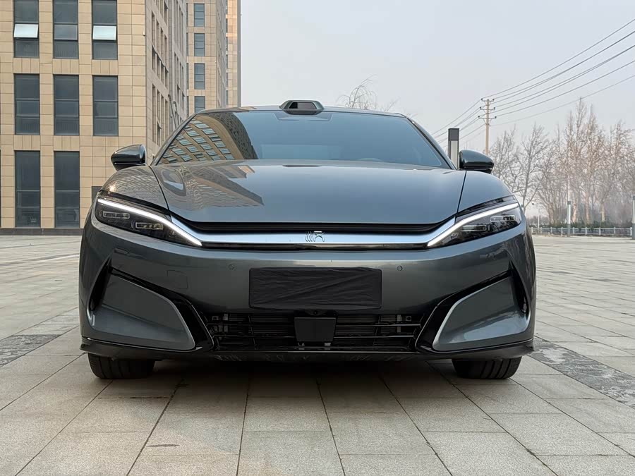 BYD Han 2025 car image #3