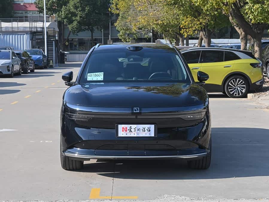 Zeekr 7X 2024 imagen de coche #3