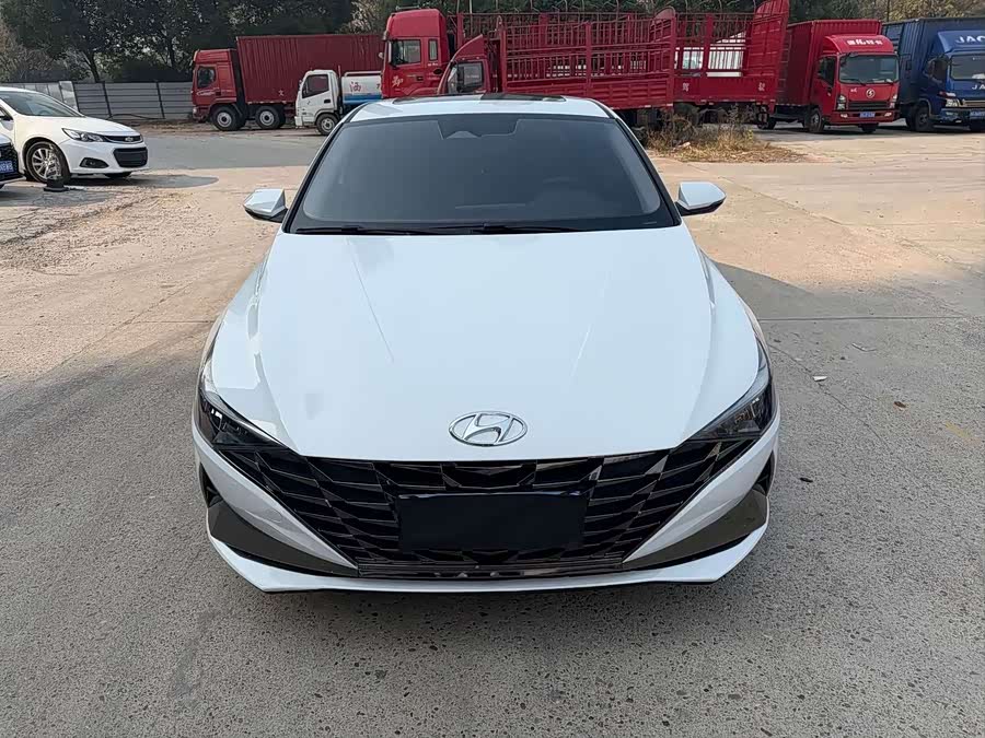 Hyundai Elantra 2021 car image #3