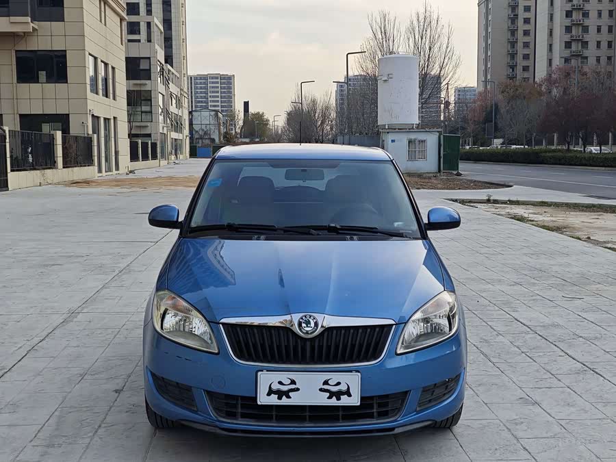 Skoda Fabia 2013 image de voiture #3