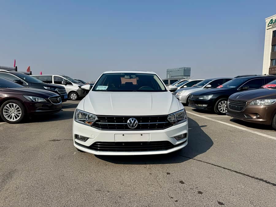 Volkswagen Bora 2016 immagine di auto #3