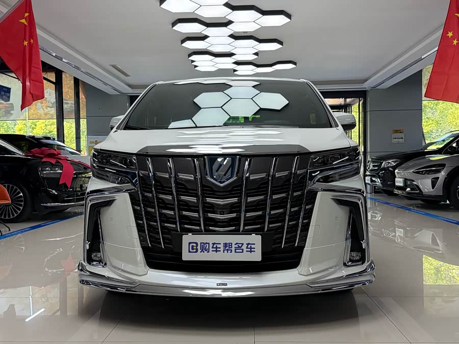 Toyota Alphard 2022 car image #3