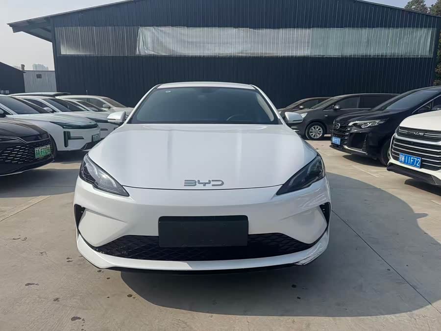 BYD Seal 05 DM-i 2025 car image #3