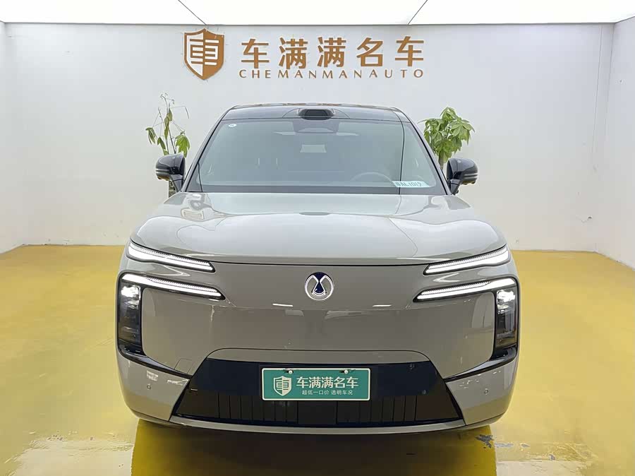 Denza N8L 2025 car image #3