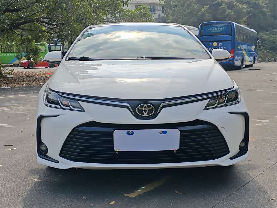 Toyota Corolla 2022 immagine di auto #3