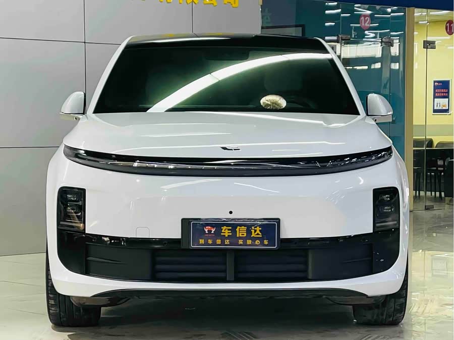 Li L6 2024 imagen de coche #3