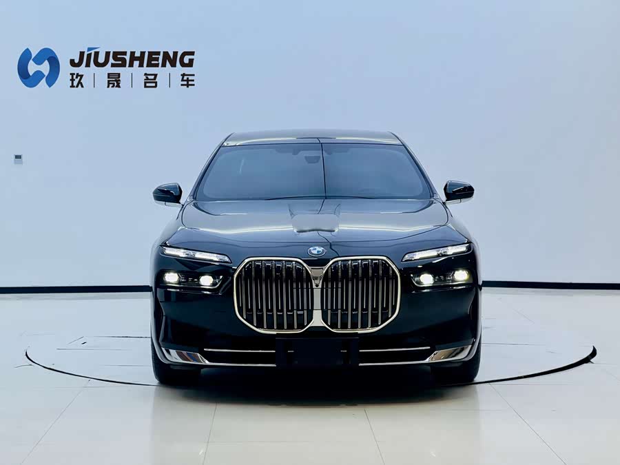 BMW 7 Series 2024 #3 BMW 7 Series 2024 car image #3