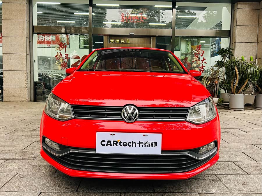 Volkswagen Polo 2015 immagine di auto #3