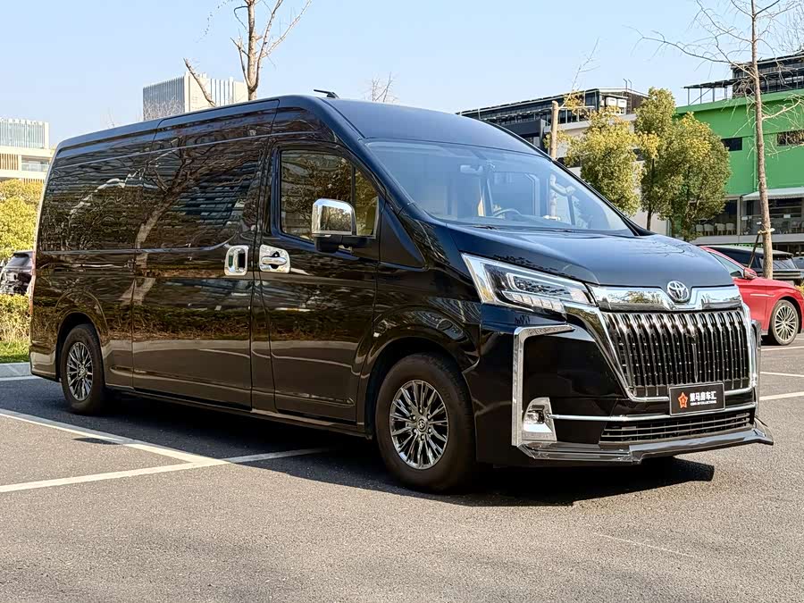 Toyota 2024 car image #3