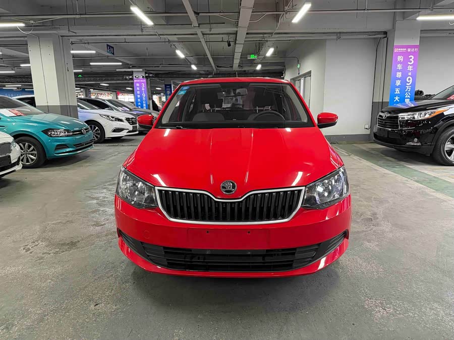 Skoda Fabia 2019 immagine di auto #3