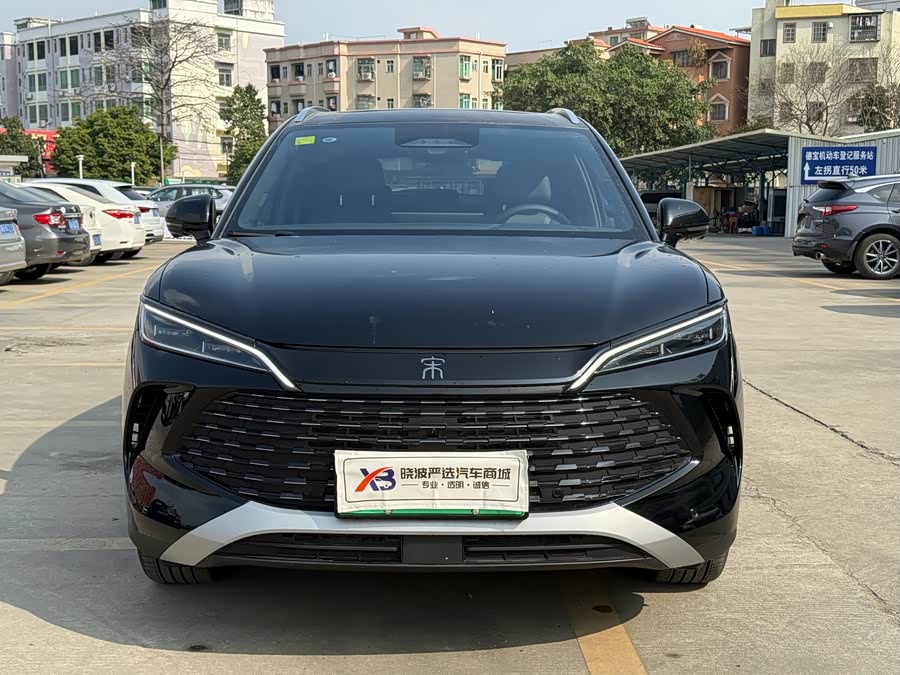 BYD SongL DM-i 2025 #3 BYD SongL DM-i 2025 car image #3