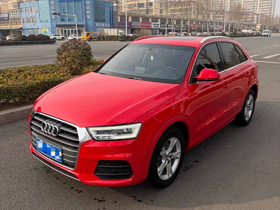Audi Q3 2018 car image #3
