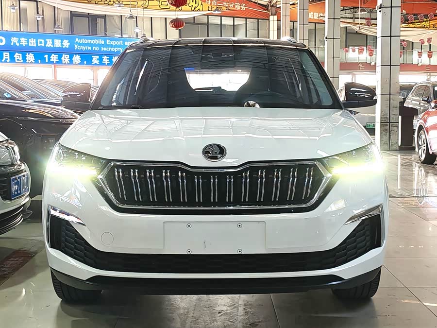 Skoda Kamiq 2021 изображение автомобиля #3