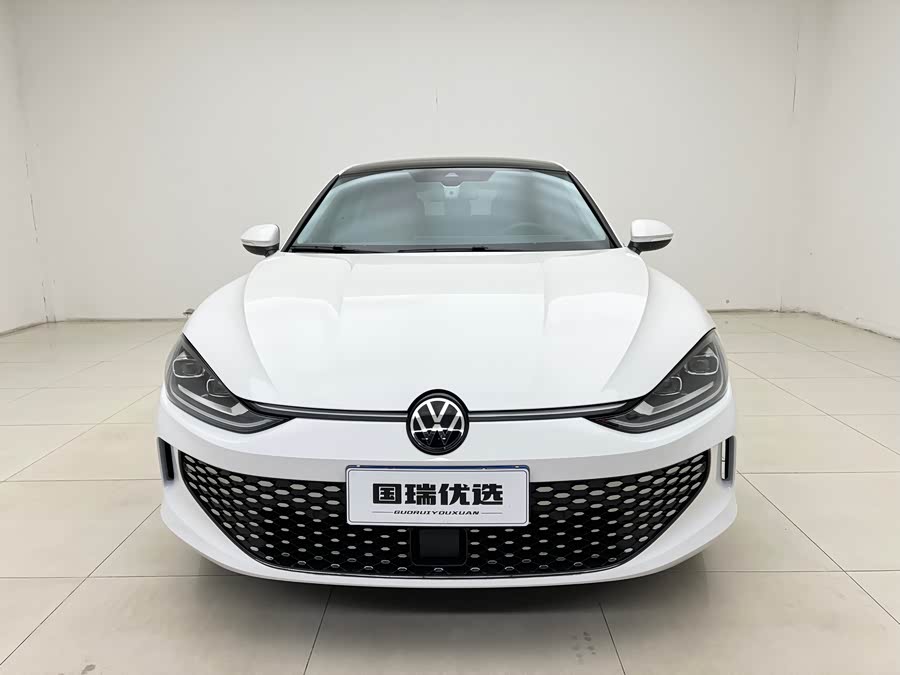 Volkswagen Lamando 2023 car image #3