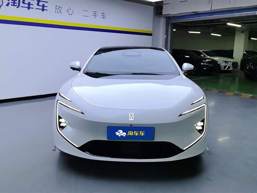 Avatr 12 2024 #3 Avatr 12 2024 car image #3