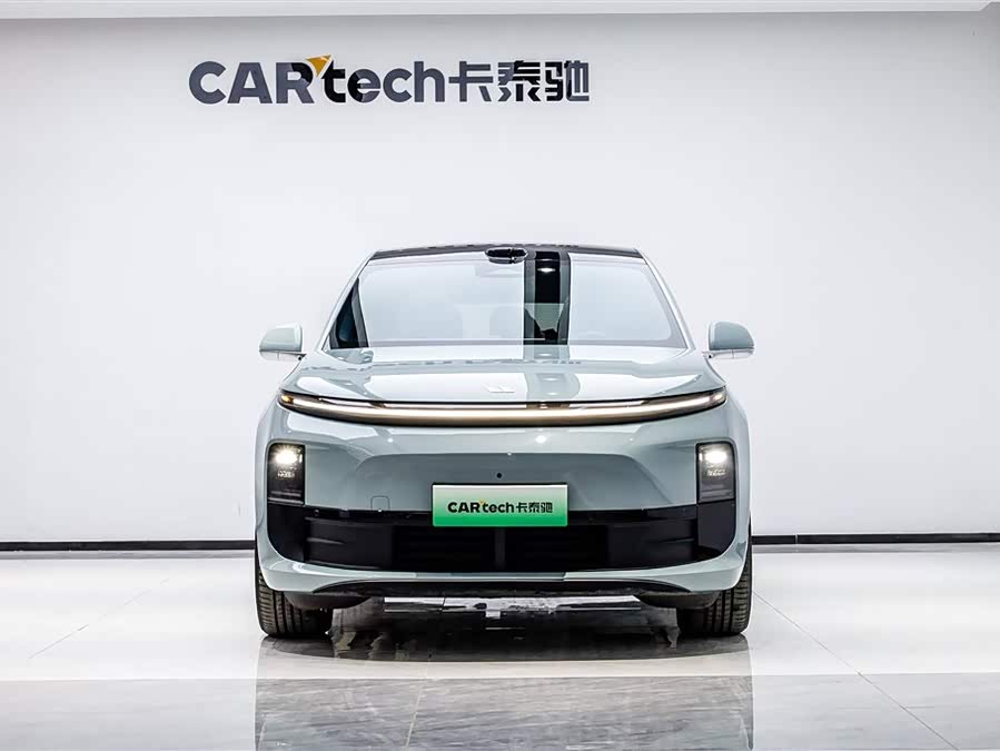 Li L6 2025 image de voiture #3