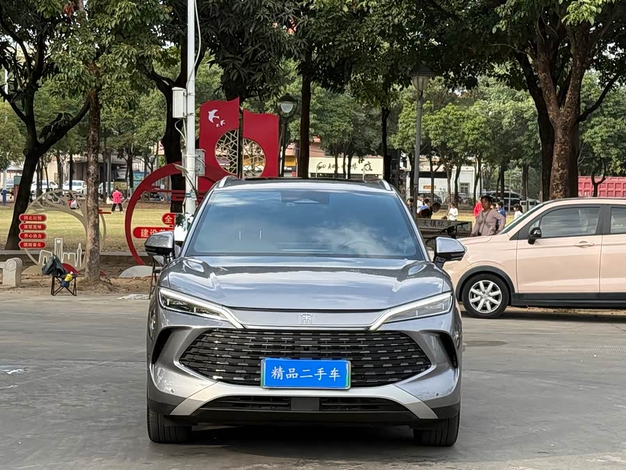 BYD SongL DM-i 2024 immagine di auto #3