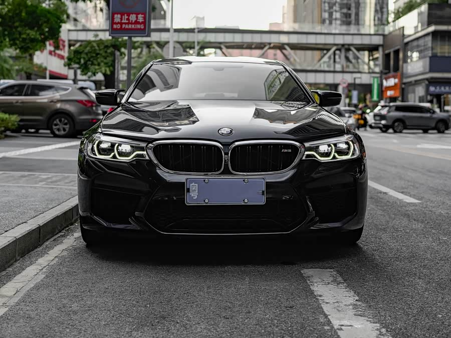 BMW M5 2018 #3 BMW M5 2018 car image #3