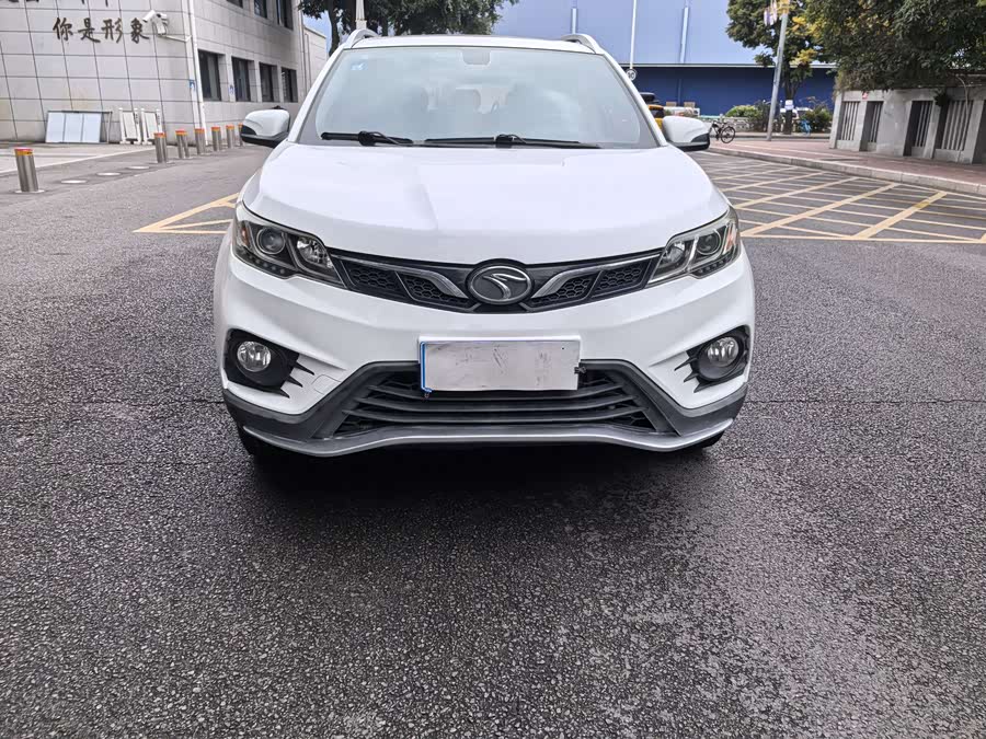 Soueast DX3 2018 car image #3