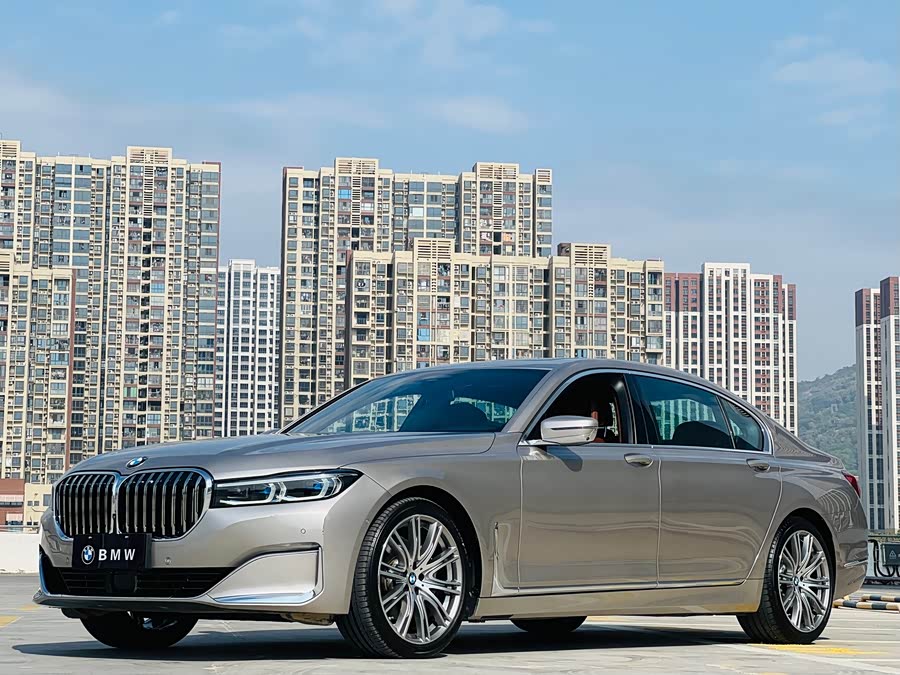 BMW 7 Series 2021 car image #3