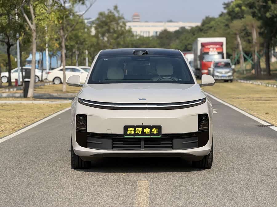 Li L6 2024 صورة سيارة #3