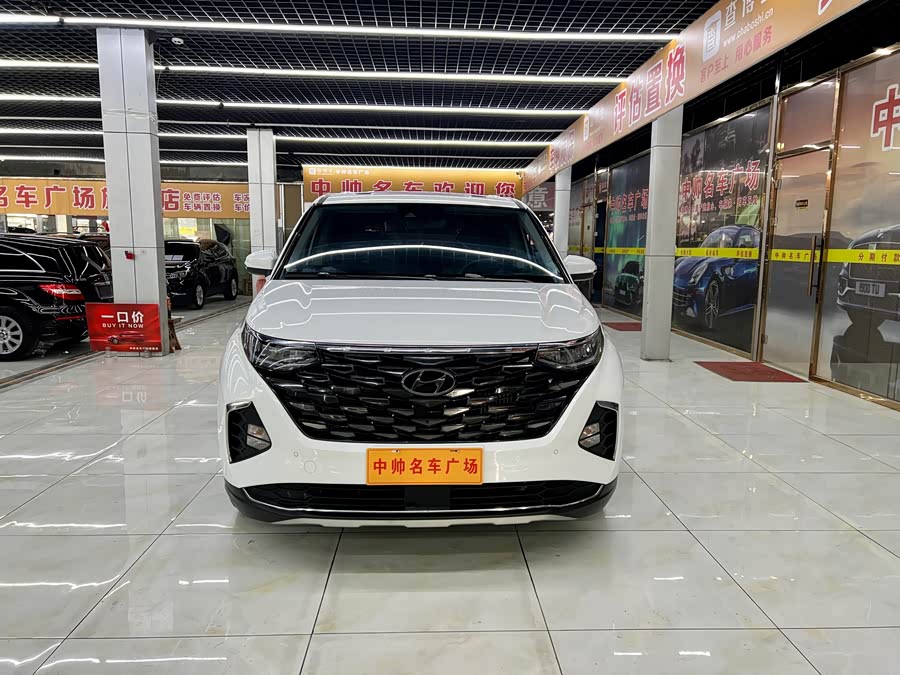 Hyundai Custo 2024 car image #3