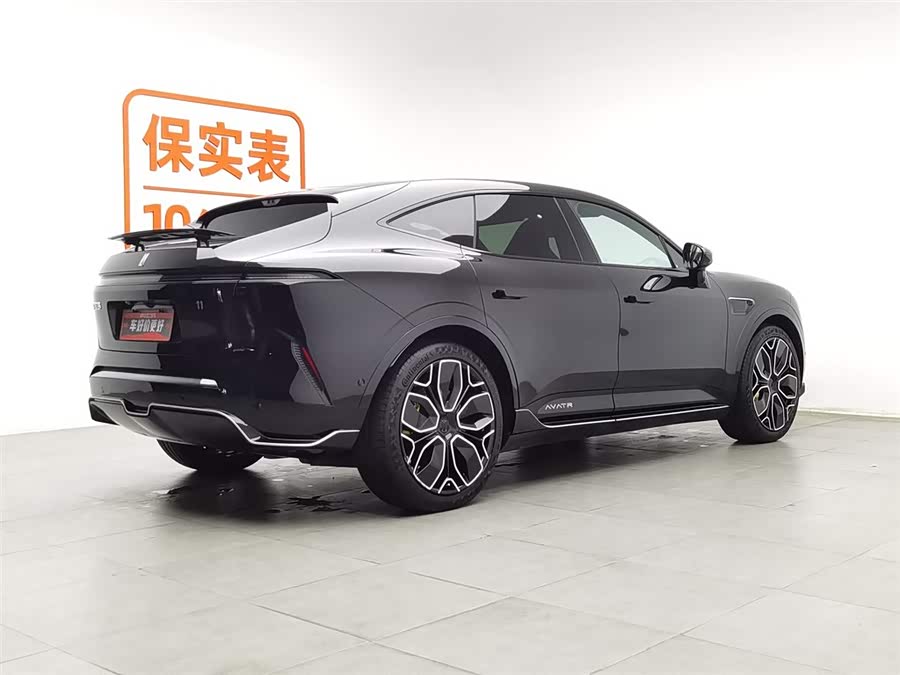 Avatr 11 2023 car image #3