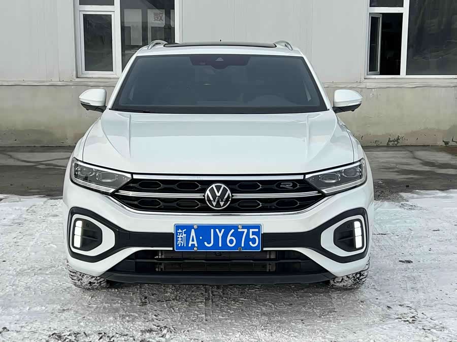 Volkswagen T-Roc 2025 immagine di auto #3