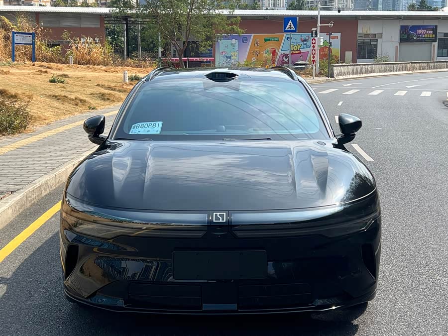 极氪 极氪007 2025 汽车图片 #3