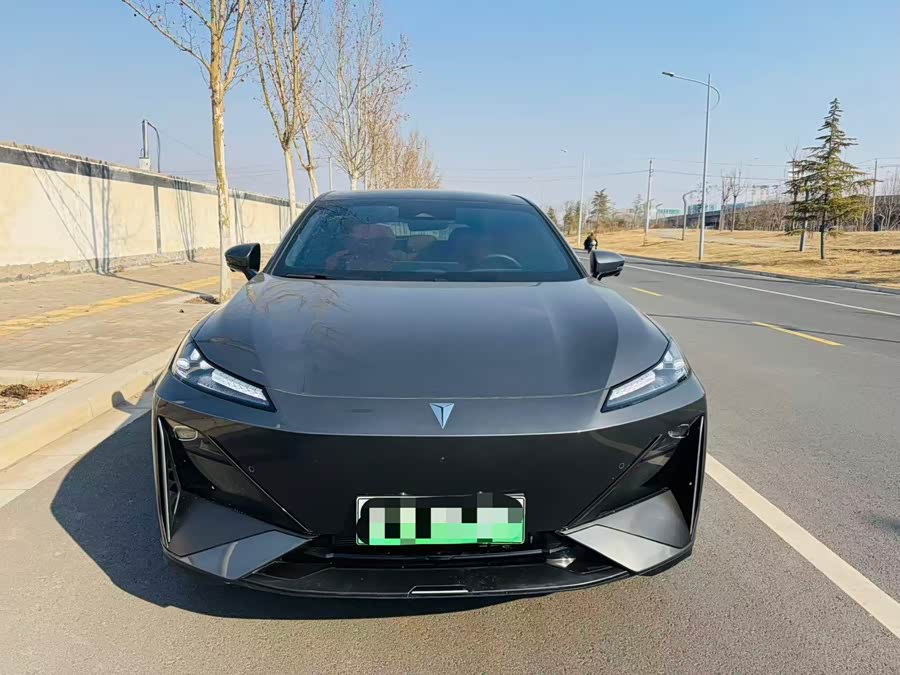 Deepal S07 2025 immagine di auto #3