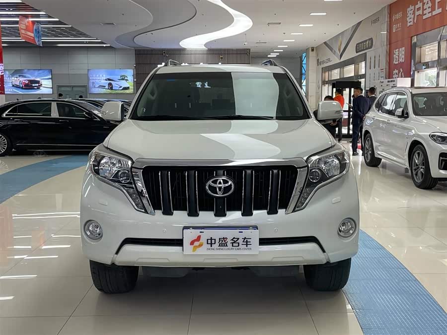 Toyota Land Cruiser Prado 2017 car image #3
