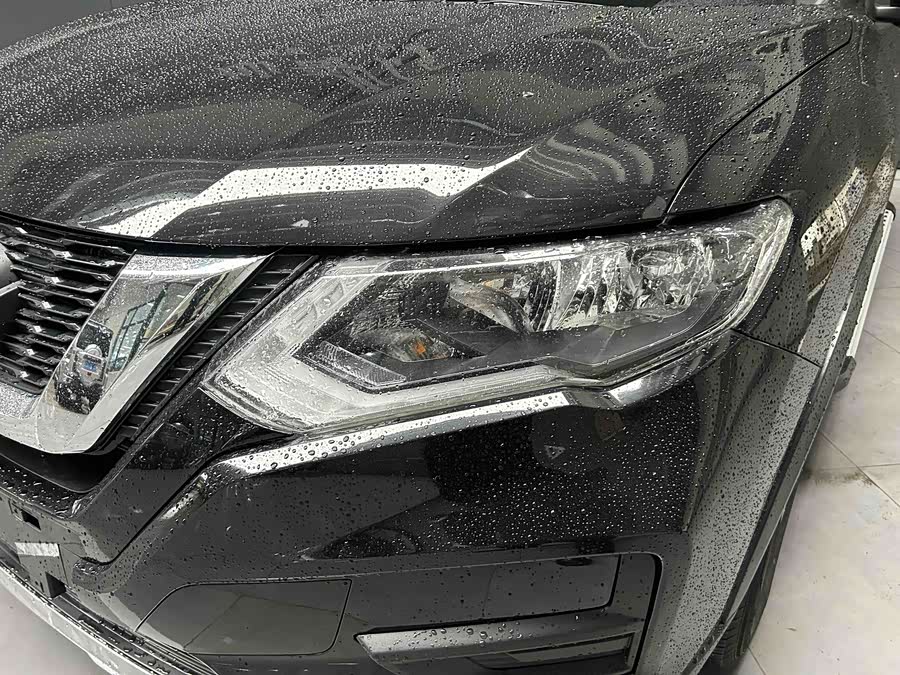 Nissan X-Trail 2023 immagine di auto #3