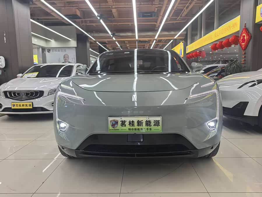 Avatr 11 2023 car image #3