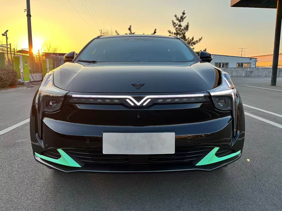 哪吒汽车 哪吒U 2022 汽车图片 #3