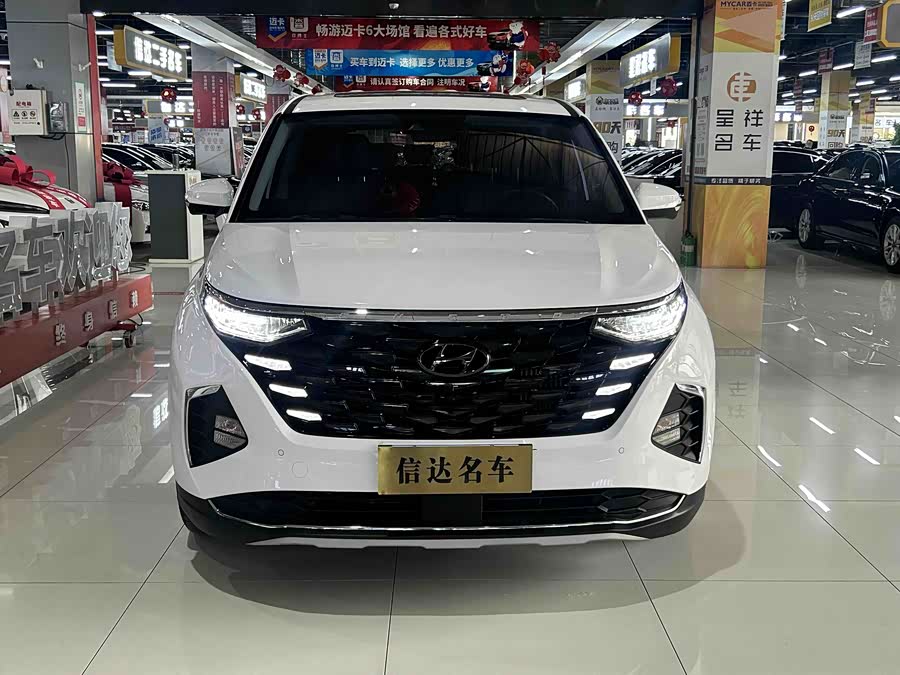 Hyundai Custo 2024 car image #3