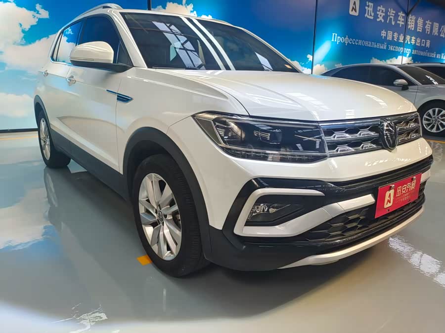 Volkswagen T-Cross 2023 car image #3