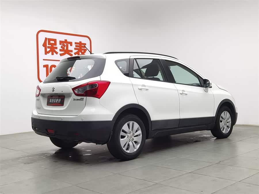 Suzuki S-Cross 2014 صورة سيارة #3